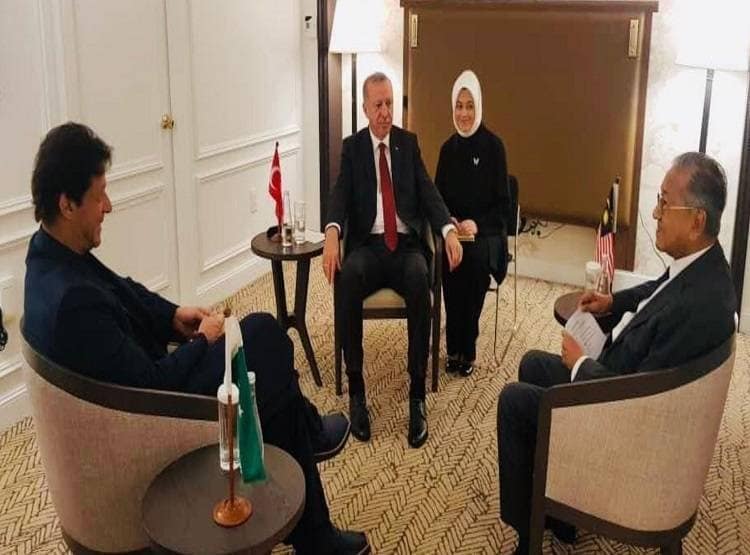 मुस्लिम देशों की बैठक पर गदगद PAK, कहा- बताएंगे कश्मीर का सच