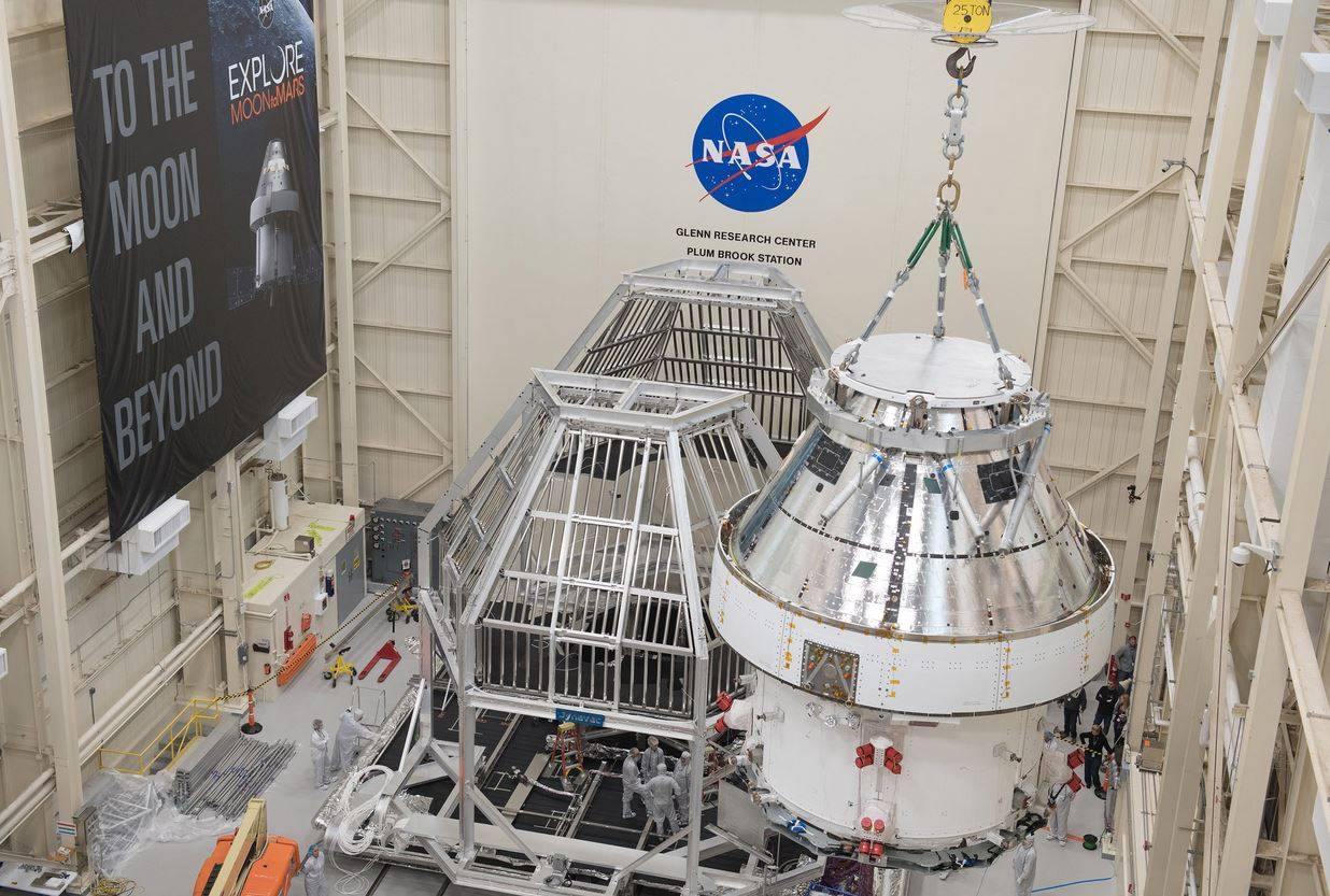 अंतरिक्ष में होटल बनाएगा NASA लेकिन इंसानों की नो एंट्री