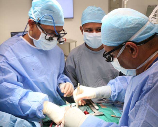 पीठ पर उग रहा था सींग, डॉक्टरों से चेक कराया तो उड़ गए होश