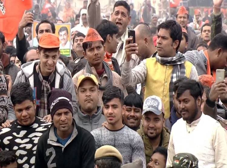 तस्वीरों में देखें PM मोदी की रैली के रंग, CAA पर दिया ये संदेश