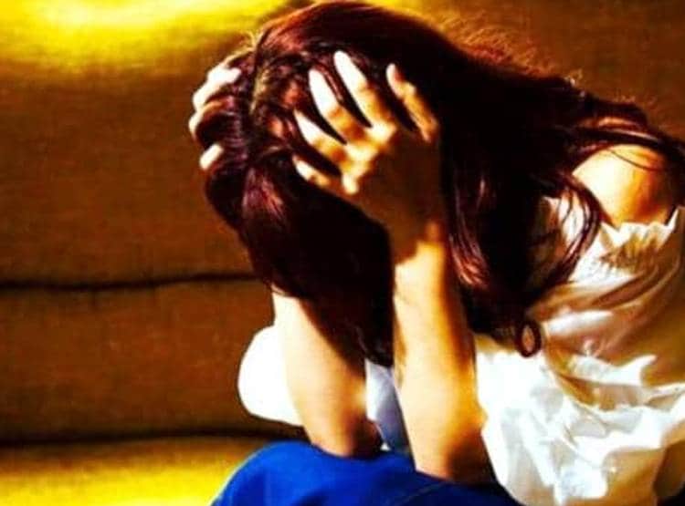 मुआवजे के लिए गैंगरेप की फर्जी शिकायत! दो लड़कियां गिरफ्तार