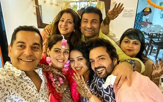 मोना सिंह की मेहंदी सेरेमनी, देखें इनसाइड फोटोज, 27 दिसंबर को बजेगी शहनाई