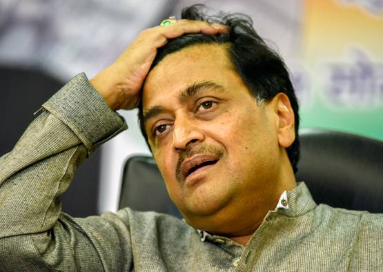 Who is Ashok Chavan: 'वनवास' खत्म कर फिर महाराष्ट्र की सत्ता में लौटे