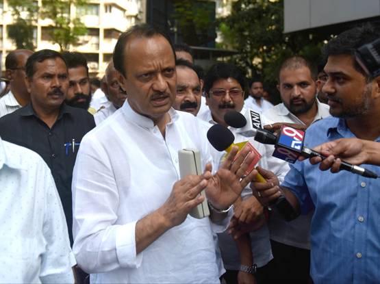 अजित पवार: पॉलिटिक्स के 'गेमचेंजर', 37 दिन में फिर बने डिप्टी CM