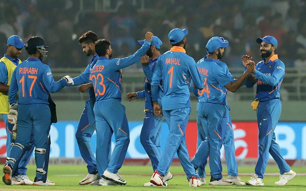 वनडे में कुलदीप यादव की दो-दो हैट्रिक, ऐसा करने वाले पहले भारतीय बॉलर