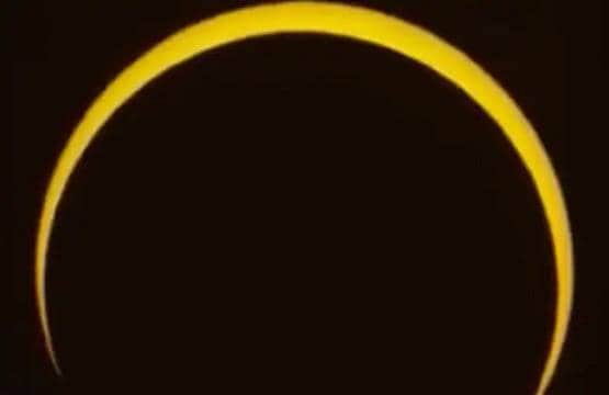 मोदी ने पहना डेढ़ लाख का चश्मा? सोशल मीडिया पर दे रहे 'सबूत'