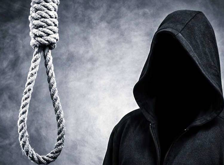 फांसी के वक्त रूमाल का क्या इस्तेमाल करता है जेलर, जल्लाद ने खोले राज