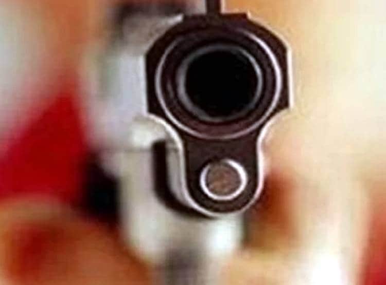 मौत का खेल साब‍ित हो रही हैं शादी में फायर‍िंग, सीने में घुस रहीं गोल‍ियां