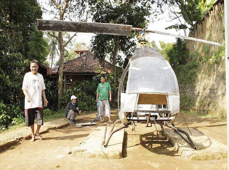 ट्रैफिक जाम से था परेशान, बना दिया खुद का हेलिकॉप्टर