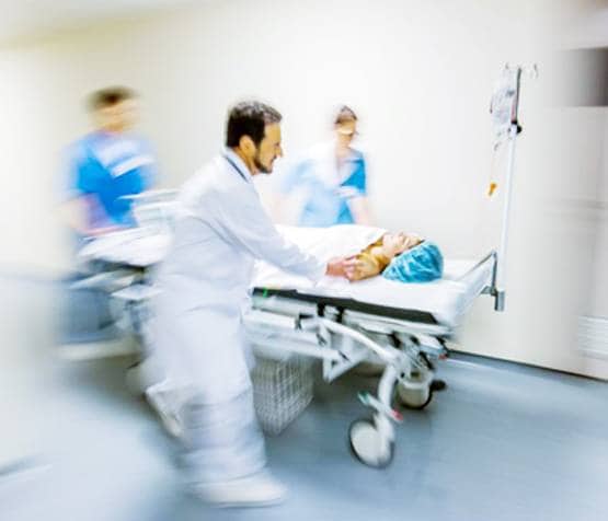 डिलीवरी में बच्चे का सिर कटकर डॉक्टर के हाथ में आया