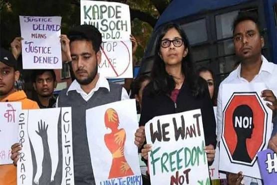 हैदराबाद: शराब पिलाई, गैंगरेप किया, फिर जला दिया शव