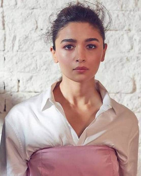 कंगना रनौत नहीं, इंस्टाग्राम की क्वीन हैं ये 5 बॉलीवुड एक्ट्रेसेज