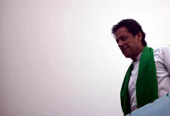 'मुशर्रफ को चौराहे पर फांसी दो'- कहने वाले जज पर PAK में बवाल