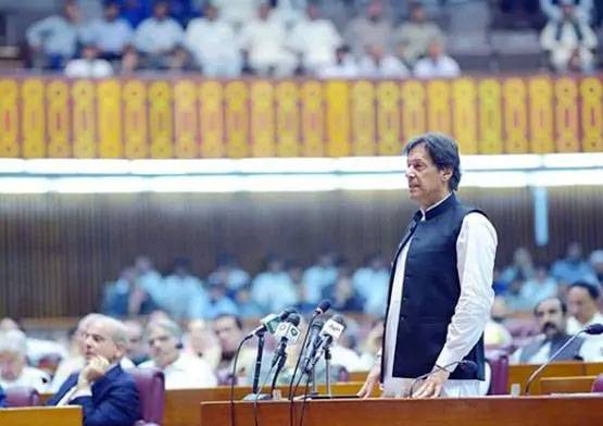 CAA से डरे इमरान, बोले- PAK पर हमला कर सकता है भारत