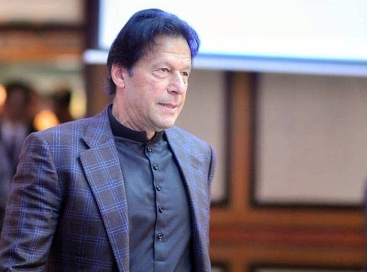 2 करोड़ के लिए खाड़ी देशों के अमीरों के आगे इमरान ने टेके घुटने, किया ये सौदा