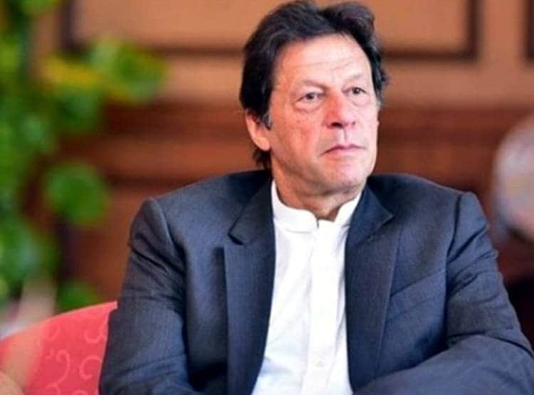 2 करोड़ के लिए खाड़ी देशों के अमीरों के आगे इमरान ने टेके घुटने, किया ये सौदा