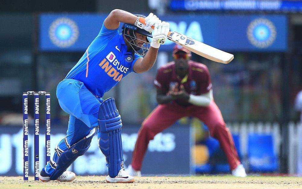 VIDEO: धोनी के घर में चमके ऋषभ, फैंस ने लगाए 'पंत-पंत' के नारे