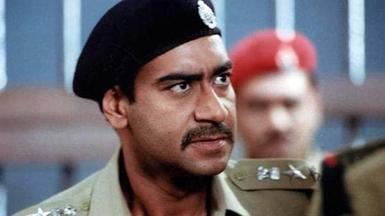 बॉलीवुड के वो दबंग पुलिस अफसर जिनके हमेशा दीवाने रहेंगे फैंस
