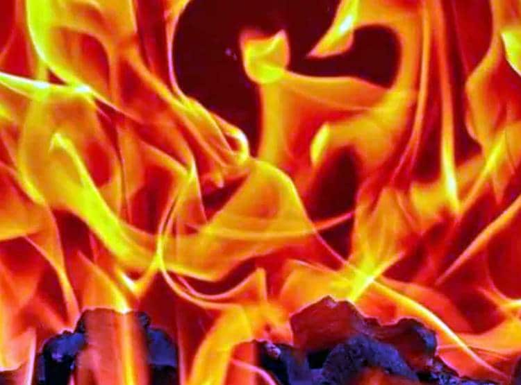 जलती रही जैन साध्वी, नहीं छोड़ी साधना, मंत्र जाप से छोड़ा शरीर