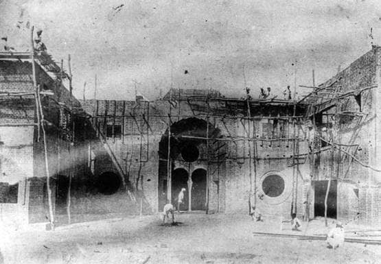 जब गांधी जी ने कहा- जामिया चलाने के लिए कटोरा लेकर भीख मांगने को तैयार हूं