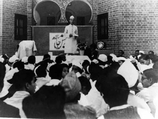 जब गांधी जी ने कहा- जामिया चलाने के लिए कटोरा लेकर भीख मांगने को तैयार हूं