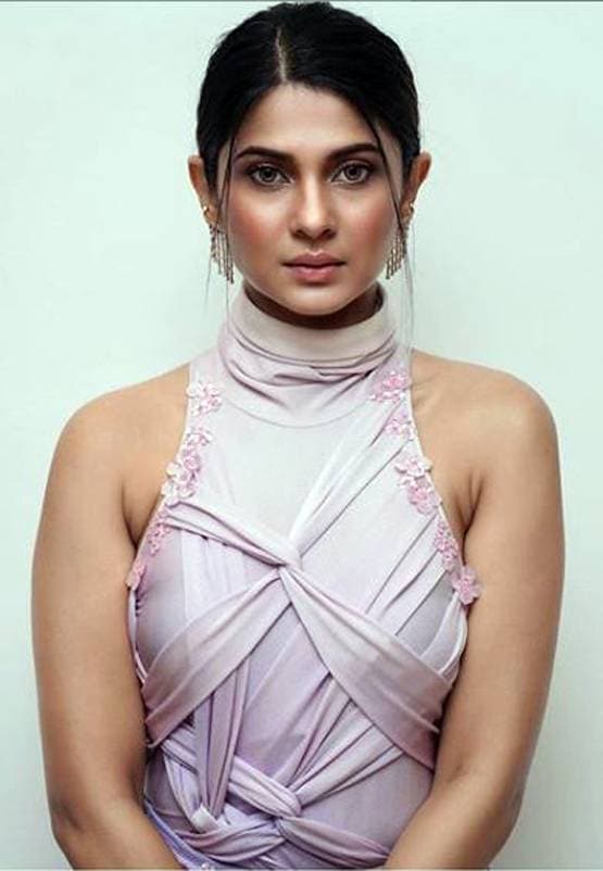 बॉयफ्रेंड संग पोलैंड में छुट्ट‍ियां मना रही हैं जेनिफर विंगेट? फोटो वायरल