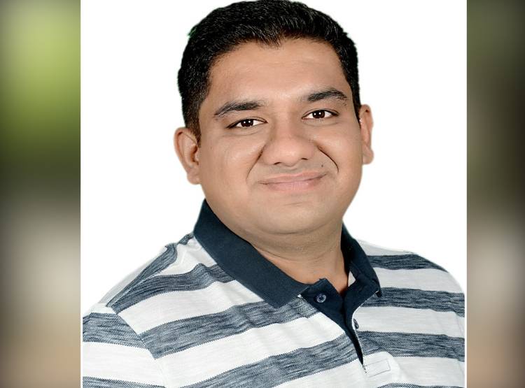 'लड़की' बन ब‍िजनेसमैन से रोमांस, 3 साल में खर्च कराए 50 लाख रुपये