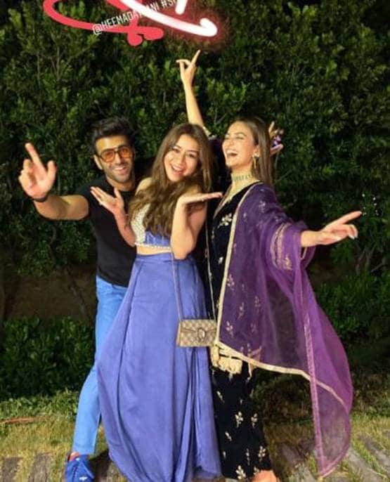 बॉयफ्रेंड को फोटो पर नहीं मिला क्रेडिट, कृति ने दिया ये रिएक्शन