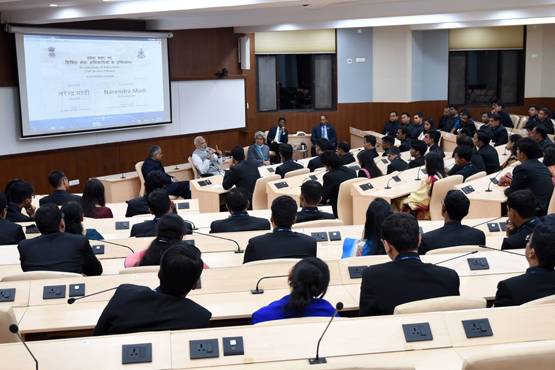 हिमालय पर ट्रैकिंग, पथरीले रास्ते...ऐसे होती है IAS अफसरों की ट्रेनिंग