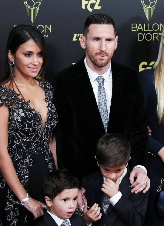 स्टार मेसी ने रचा इतिहास, छठी बार जीता बैलोन डी'ओर अवॉर्ड