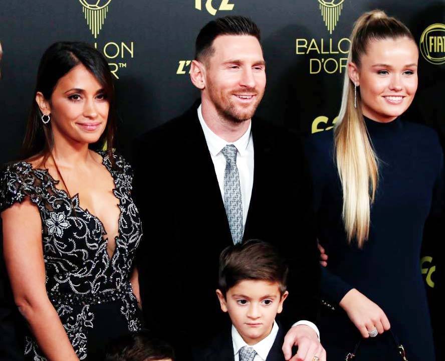 स्टार मेसी ने रचा इतिहास, छठी बार जीता बैलोन डी'ओर अवॉर्ड