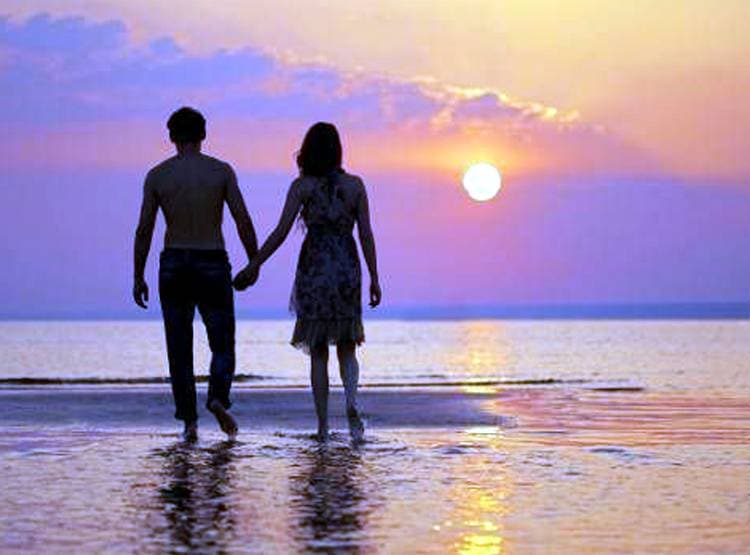 लड़की के हाथ-पैर कटे पर शादी की ज‍िद पर ड‍टा रहा मंगेतर, और...