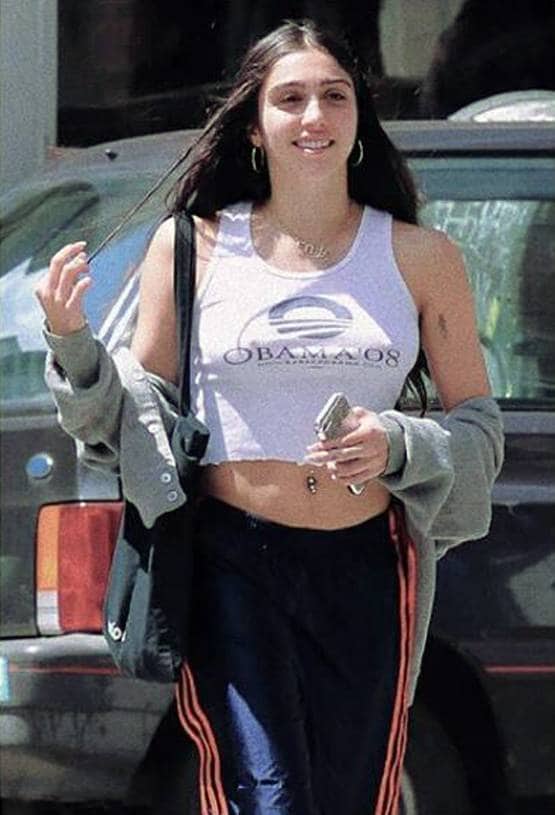 वायरल हुआ मैडोना की बेटी का वीडियो, दिया न्यूड सीन