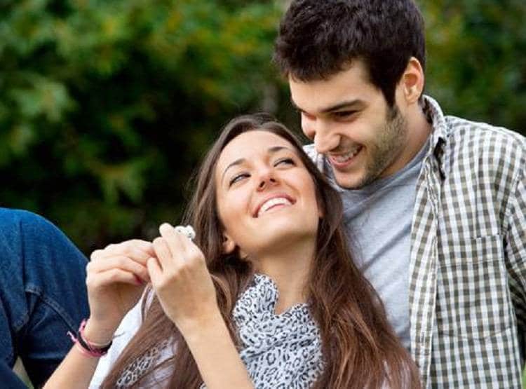 इस राशि के आशिकों के लिए खास है दिसंबर, प्रपोज करने में ना करें देर