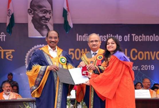 ये हैं IIT दिल्ली की गोल्ड मेडलिस्ट, बताया JEE के लिए मैथ्स में क्या करें