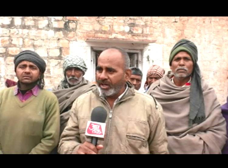 बर्थडे पर घर पहुंचा जवान का पार्थिव शरीर, नवव‍िवाह‍िता ने च‍िता पर दी व‍िदाई