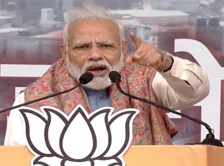तस्वीरों में देखें PM मोदी की रैली के रंग, CAA पर दिया ये संदेश