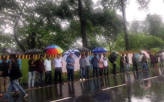 देखिए...साल 2019 की देश और दुनिया की सबसे ताकतवर तस्वीरें