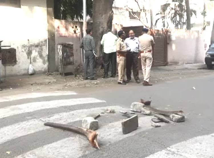 28 सेकंड में चाकू से 20 वार, सीसीटीवी में कैद हुआ लाइव मर्डर