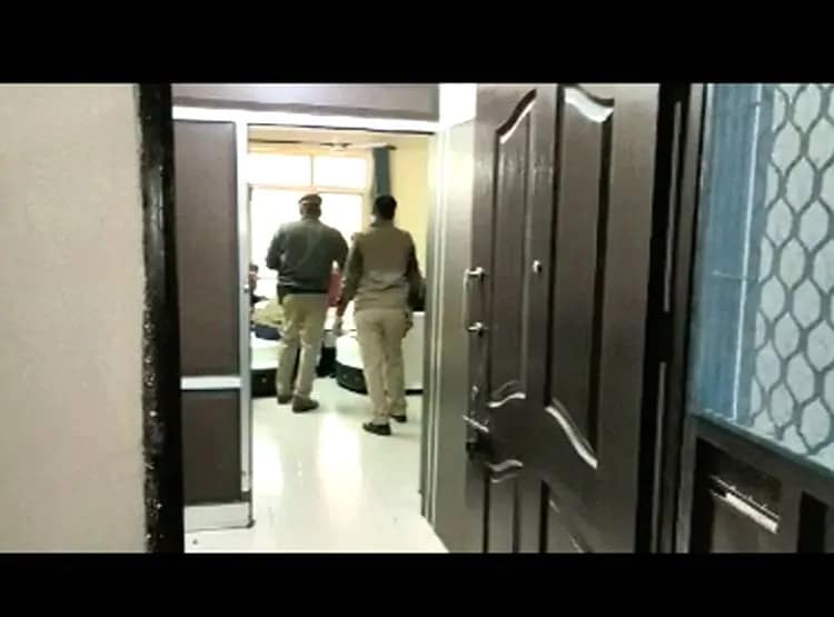 डेढ़ साल पहले दूसरी शादी, एक कॉल और पूरी फैम‍िली खत्म