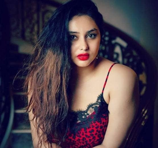 बीजेपी का 'मिशन साउथ', ये मशहूर अभिनेत्री पार्टी में शामिल