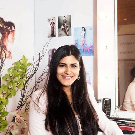 मोटी फीस लेते हैं ऐश्वर्या-करीना का मेकअप करने वाले आर्टिस्ट्स, जानें कमाई