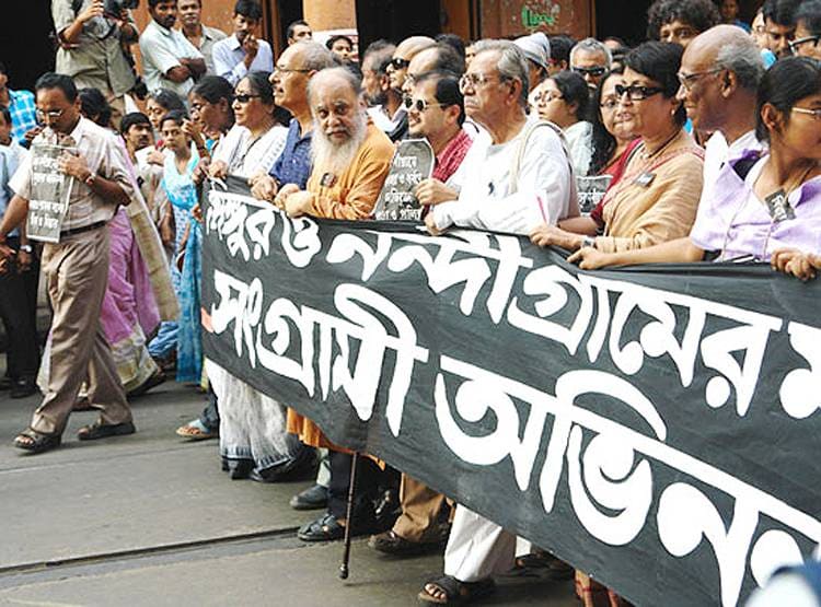 पुलिस फायरिंग में मौतें: NDA से तीन गुना खराब था UPA का दौर