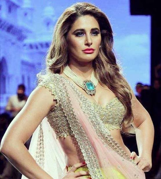 निर्देशक के साथ सोने को नहीं थी तैयार, इसलिए छोड़ने पड़े प्रोजेक्ट: नरगिस