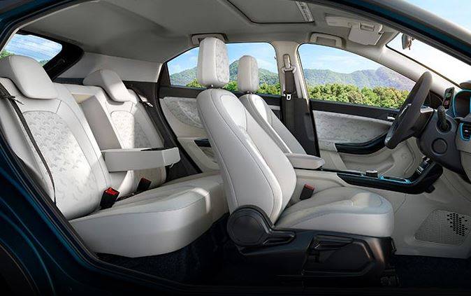 टाटा NEXON EV से उठा पर्दा, फुल चार्ज पर चलेगी 300 KM,  बुकिंग शुरू