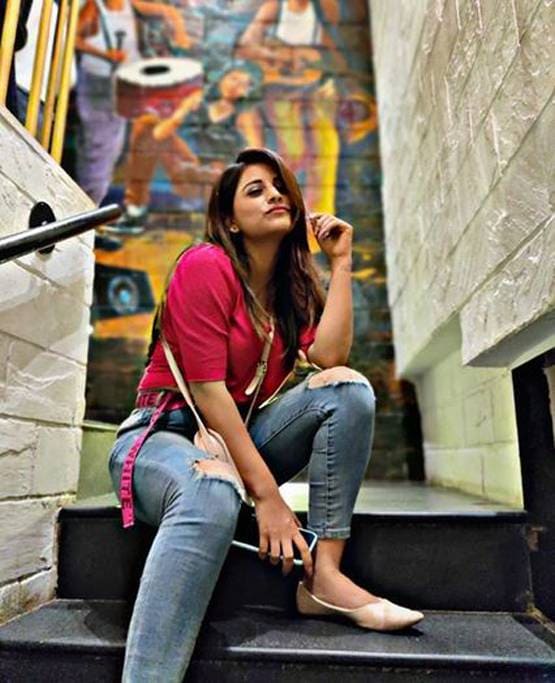 रियल लाइफ में बोल्ड हैं 'निमकी' एक्ट्रेस, वायरल हुईं तस्वीरें