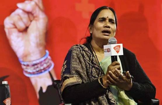 एजेंडा आज तक 2019: हिंदी के महामंच पर पहले दिन इन हस्तियों ने की शिरकत