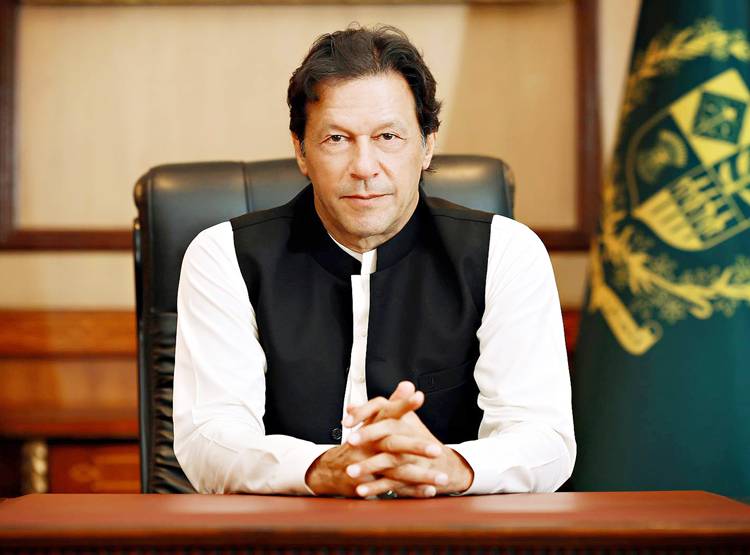 डरा हुआ पाक सीमा पर भेज रहा रिजर्व फोर्स, लोगों को बनाया ढाल