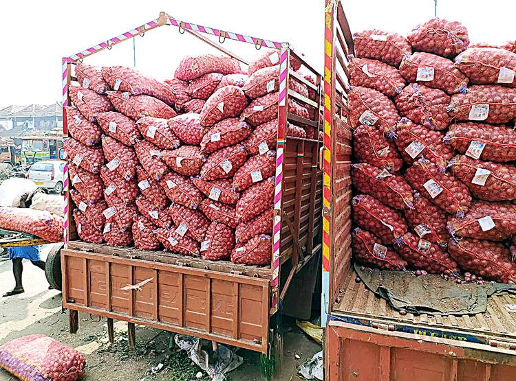 Onion Prices: तुर्की-श्रीलंका से झटका, अभी सस्ता नहीं होगा प्याज