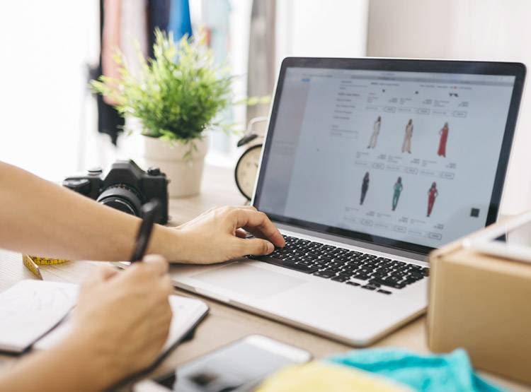 10 दिसंबर से शुरू हो रहा SBI का त्‍योहार, सस्‍ते में शॉपिंग का मौका